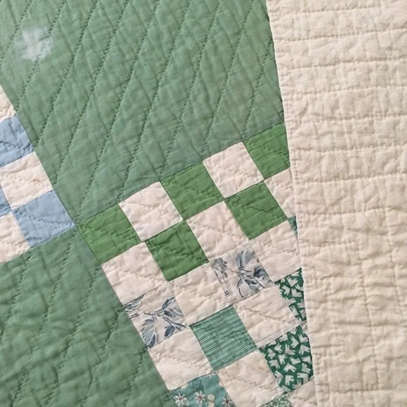 Antique Vintage Quilt Handmade Hand Quilted - Picture 4 of 8